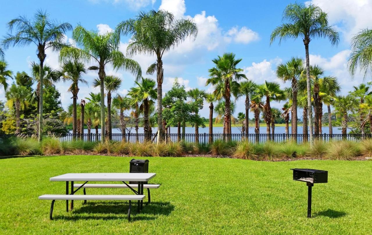 Majestic Holiday Orlando Ngoại thất bức ảnh